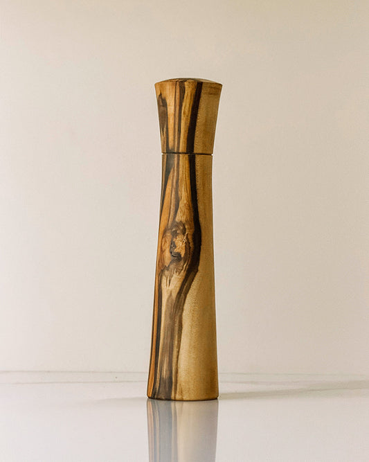 "Marlon" Blackheart Sassafras peppermill.