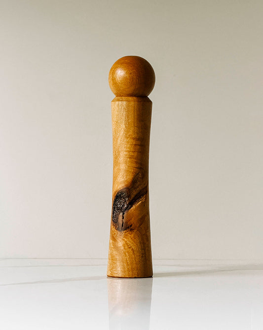 "Otis" Beechwood peppermill.